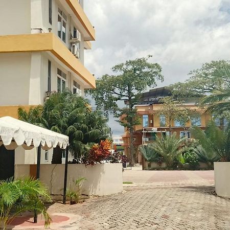 ShaMooL Hotel Dar es Salaam Eksteriør billede
