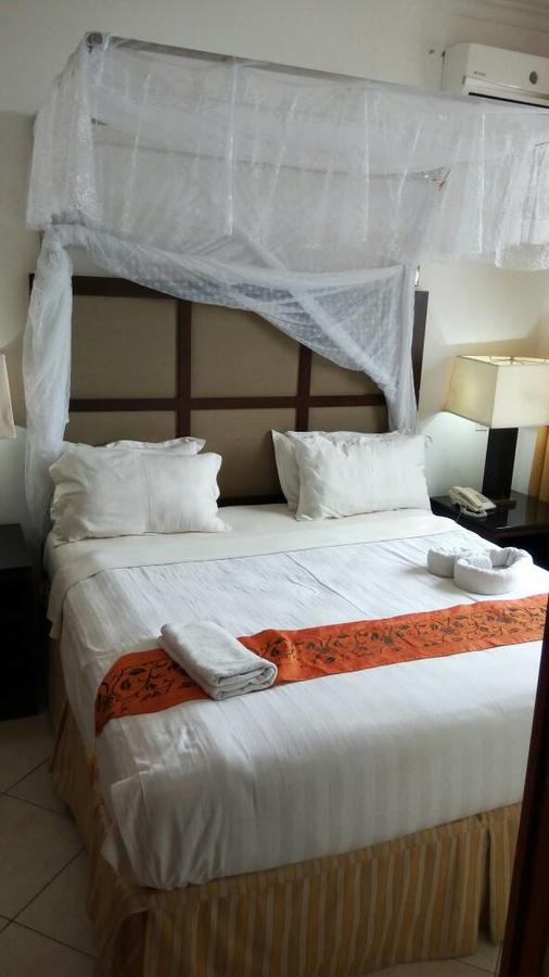 ShaMooL Hotel Dar es Salaam Eksteriør billede