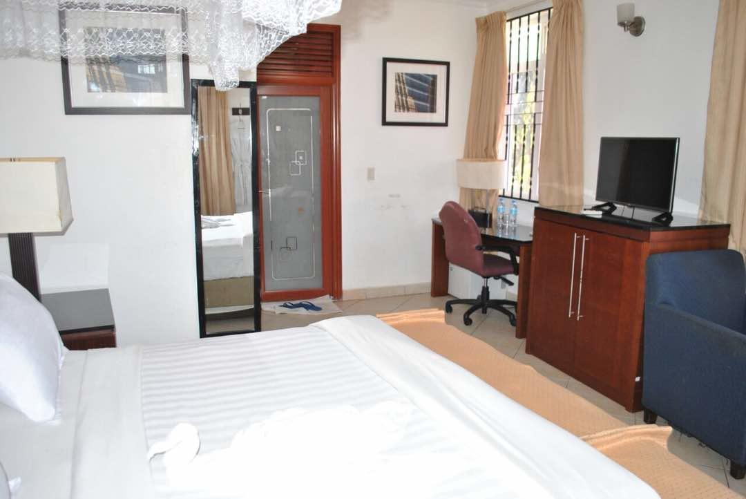 ShaMooL Hotel Dar es Salaam Eksteriør billede